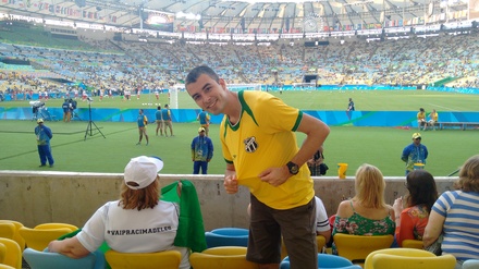 VAI PRA CIMA DELES VOVÔ!