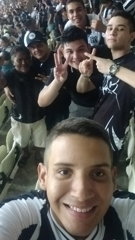 Curtindo a vitória do Vozão com a galera