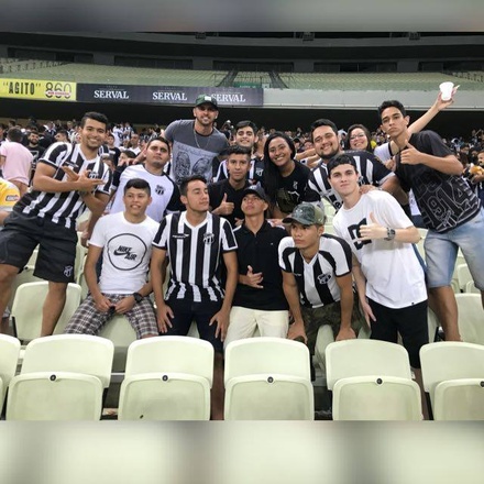 NÃO É PELO MOMENTO É PELA HISTÓRIA