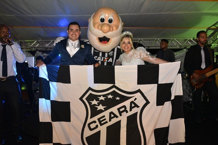Casamento Girlliano e Brígida com o Mascote do Vovô