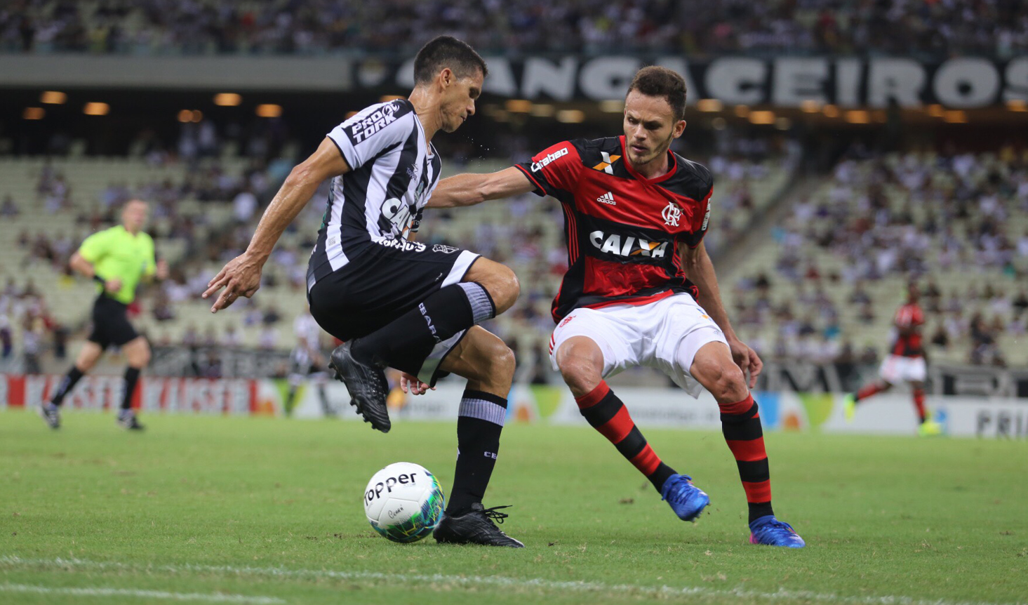 A partida marcou a estreia de Givanildo Oliveira à frente do comando técnico do Mais Querido. 
