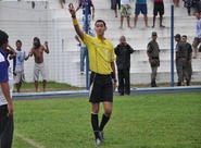 Piauiense Antônio Dib apitará o confronto entre Figueirense e Ceará