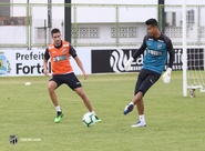 Ceará faz último treino em Porangabuçu antes de embarcar para o Rio de Janeiro