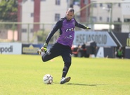 No Vovozão, elenco alvinegro participa de treino apronto para a partida contra o CRB