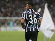 Leandro Carvalho: “Momento é de celebrar o acesso com vitória no sábado”