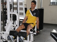 Após tomar “pisão” na mão, Magno Alves passou por exames
