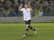 Reina comemora mais um gol pelo seu time do coração