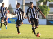 Sub-17 do Ceará encara o Vitória nesta tarde, no estádio Vovozão