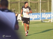 "Não podemos nos acomodar", afirma Tiago Alves sobre busca na permanência na Série A