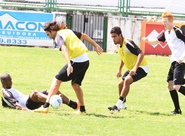 Treino técnico/tático encerrou a preparação para jogo de amanhã