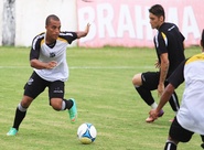 Sérgio Soares comandou treino tático na tarde de hoje