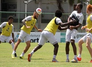 Antes de viajar, grupo do Vozão trabalhou nesta manhã