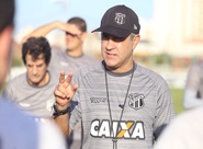 Chamusca fecha último treino antes do confronto diante do Figueirense
