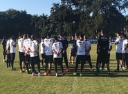 Vovô encerra preparação no CT da Ponte Preta e está pronto para jogo contra Guarani