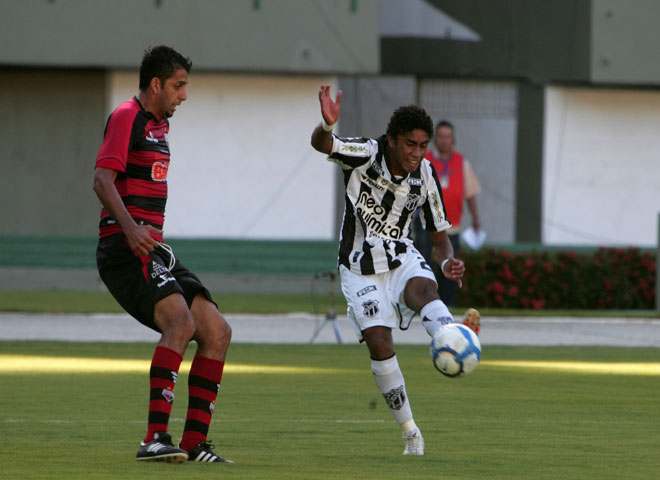 [08/08] Ceará 0 x 0 Atlético-GO - 3