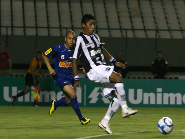Ceará 1 x 0 Cruzeiro - 30/05 às 18h30 - Castelão - 1
