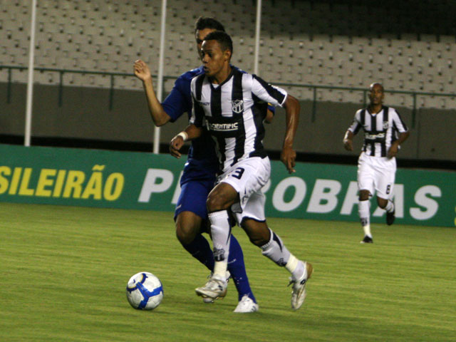 Ceará 1 x 0 Cruzeiro - 30/05 às 18h30 - Castelão - 2