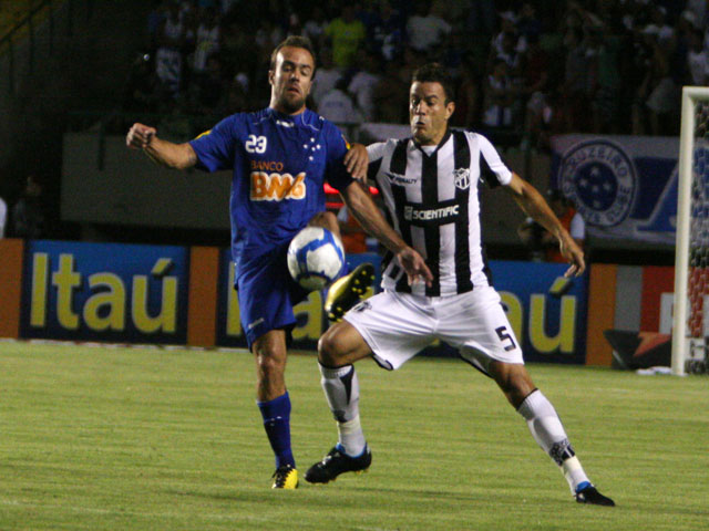 Ceará 1 x 0 Cruzeiro - 30/05 às 18h30 - Castelão - 4