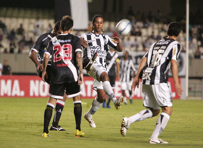 [04-09] Ceará 0 x 2 Vasco da Gama - 3