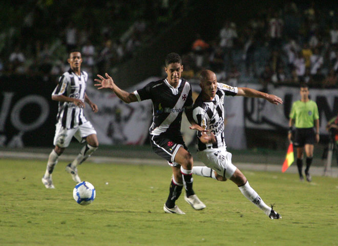 [04-09] Ceará 0 x 2 Vasco da Gama - 5