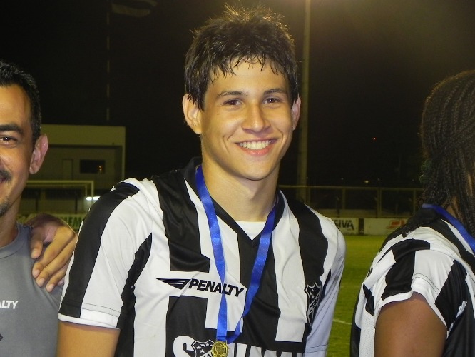[03-12] Sub-17 Campeão Cearense 2010 - 18