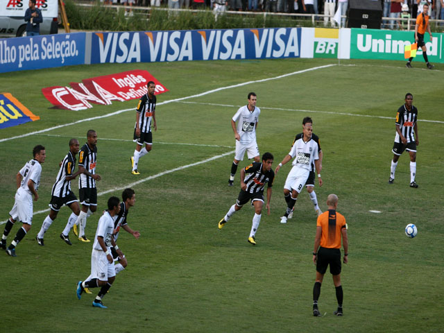 Atlético-MG 0 x 1 Ceará - 06/06 às 16h - Mineirão - 4