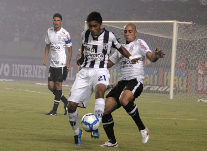Ceará 0 x 0 Corinthians - 14/07 às 21h50 - Castelão - 1