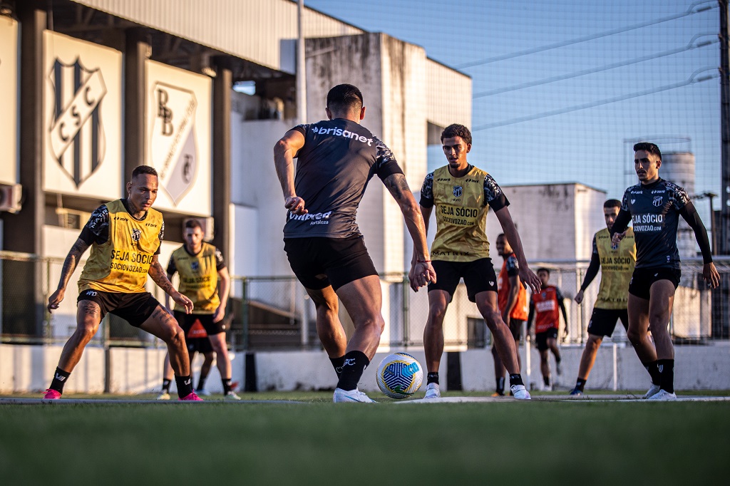 Em Carlos de Alencar Pinto, Ceará fecha preparação para enfrentar a Chapecoense