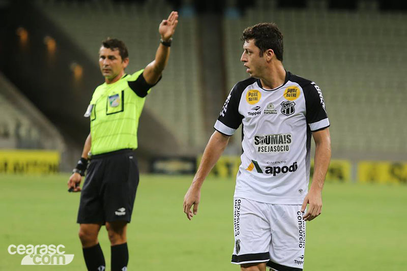 [19-11-2016] Ceará 1 x1 Paraná - 11