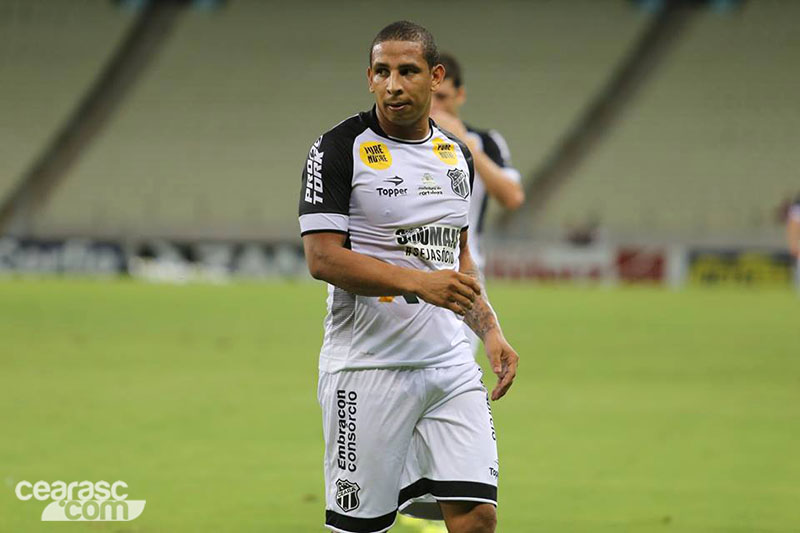 [19-11-2016] Ceará 1 x1 Paraná - 15