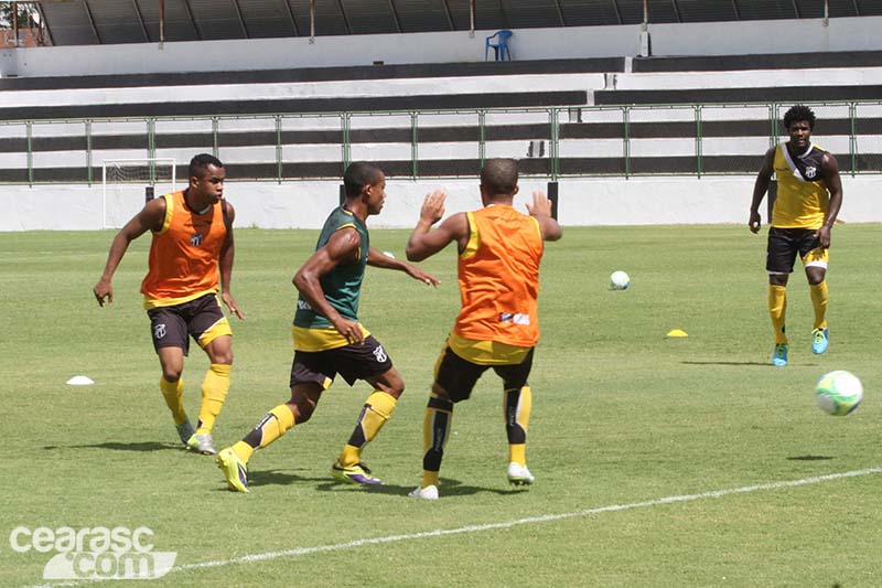 [21-08] Treino técnico + tático - 18