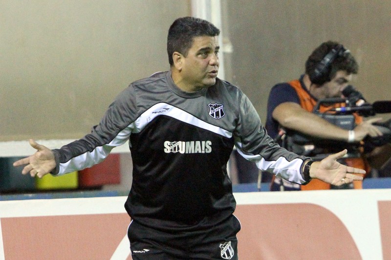 [15-08] Macaé 1 x 2 Ceará - 1