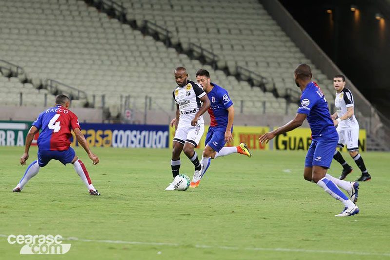 [19-11-2016] Ceará 1 x1 Paraná - 22