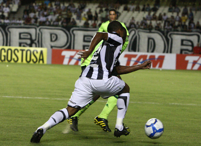 Ceará 0 x 0 Palmeiras - 25/07 às 18h30 - Castelão - 14