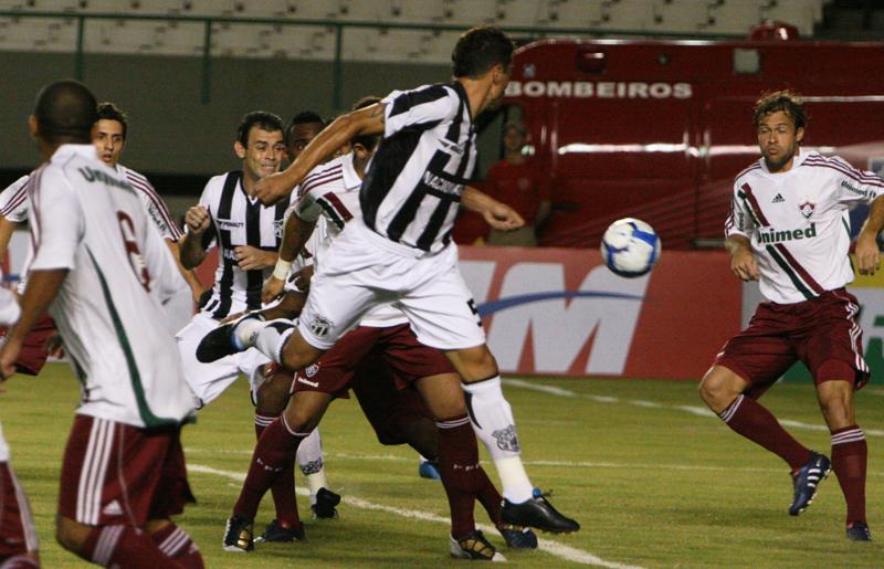 [02] Ceará 1 x 0 Fluminense (09/05/2010)