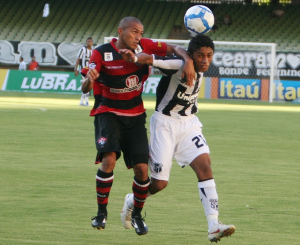 Ceará 1 x 0 Vitória - 23 de maio de 2010 às 16hs - Castelão - 8