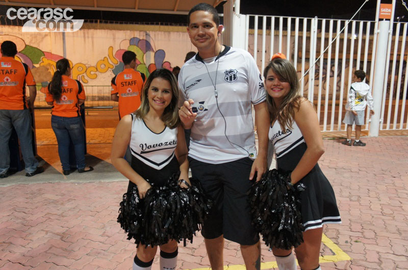 [24-08] Ceará 1 x 3 Vitória - Torcida - 14