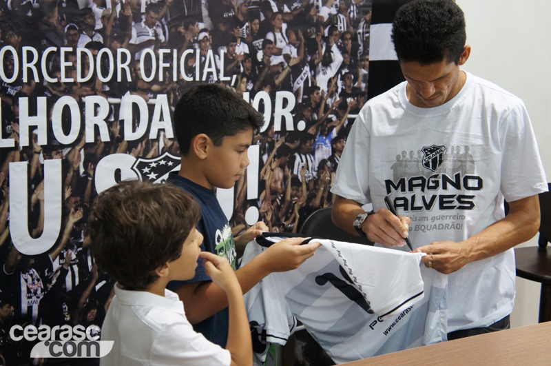 [15-09] Magno Alves recebe torcedores na Loja Oficial - 3