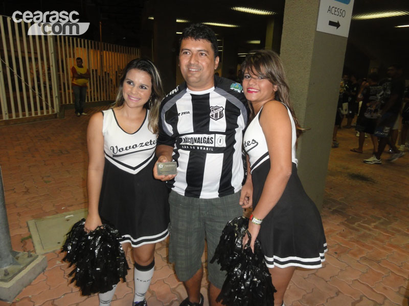 [24-08] Ceará 1 x 3 Vitória - Torcida - 44