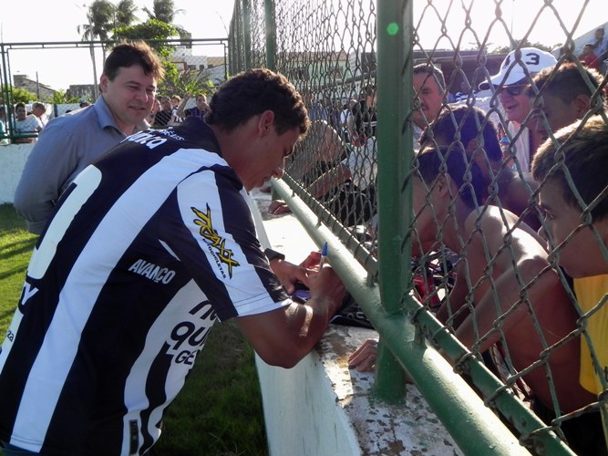 [11-01] Murilo é apresentado em Porangabuçu - 1