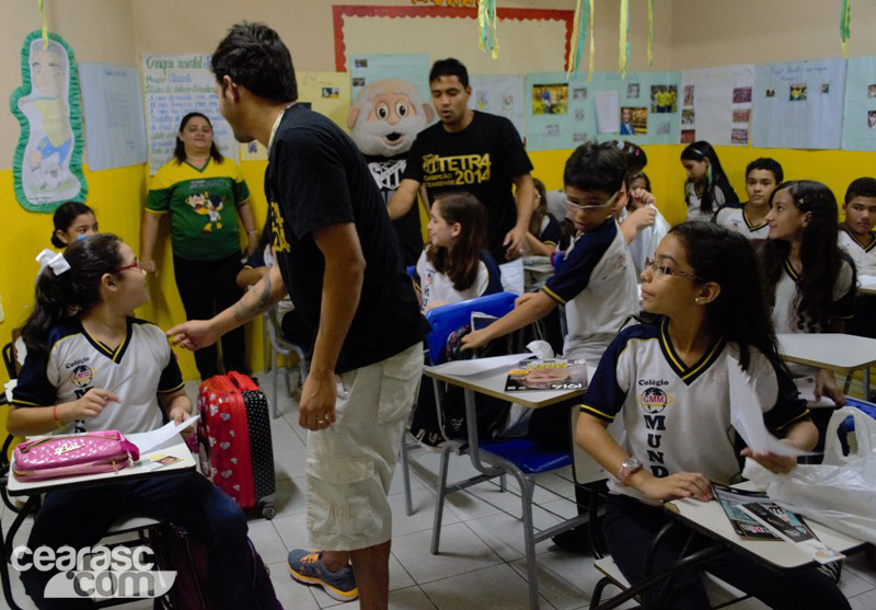 [30-05] Vovô vai à Escola - Colégio Mundial - 11