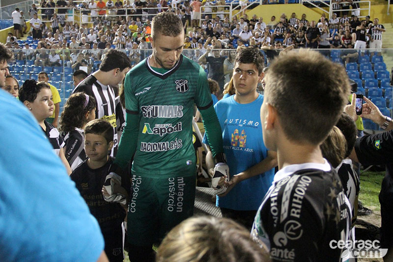 [18-04] Ceará 3 x 0 Guarani (J) - 10