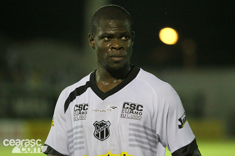 [24-05] Ceará 3 x 2 Ponte Preta - 02 - 10