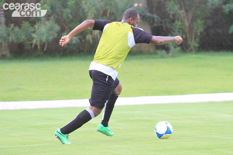 [08-04] Treino coletivo - Cidade Vozão - 11