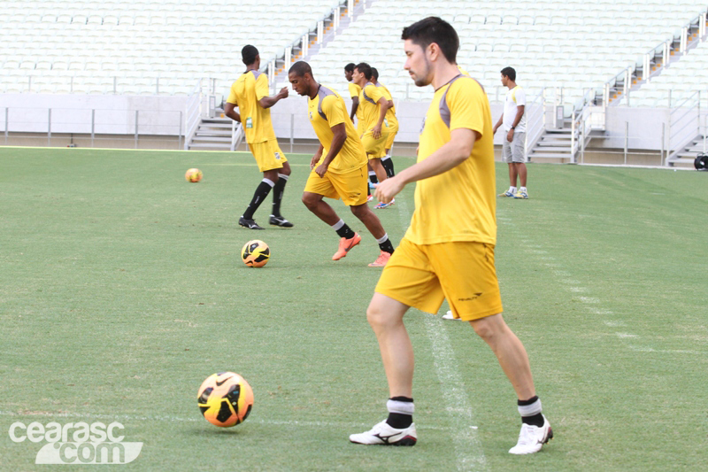 [01-03] Treino coletivo - Castelão - 6