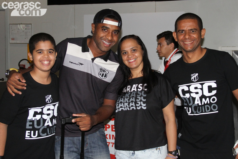 [31-07] Delegação alvinegra retorna - 24