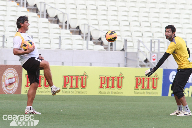 [01-03] Treino coletivo - Castelão - 11