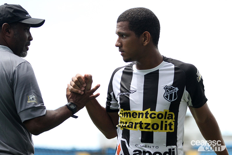 [12-04] Fortaleza 0 x 3 Ceará - 16