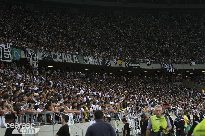[29-04] Ceará 2 x 1 Bahia - Torcida - 17