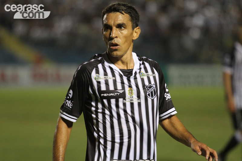 [10-08] Ceará 2 x 0 Grêmio Barueri - 27